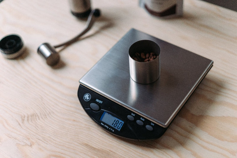 Weighing coffee on Rhino Bench scale